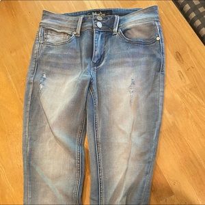 Low rise jeans